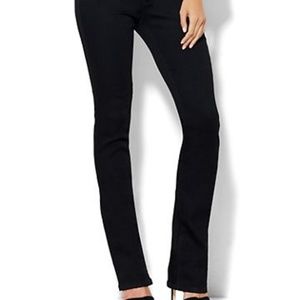 BRAND NEW! NEW YORK AND CO SOHO JEANS TALL SIZE 10